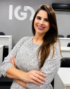 Nayara Milhomens.